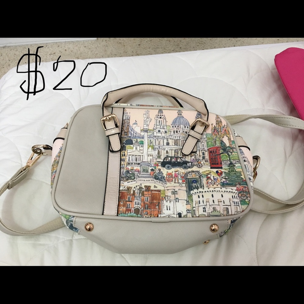 Cute Vegan leather (not real leather) Shoulder bag